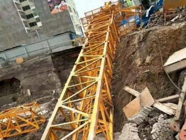 湖里区吊车出租电话_吊车的保养方法和日常维护
